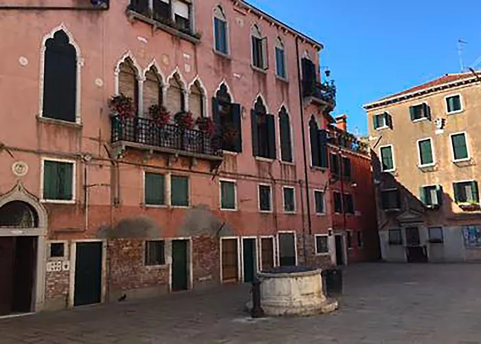 Apartment Near Biennale Theatre